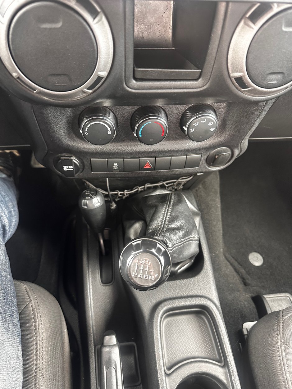2016 Jeep Wrangler Sport-10