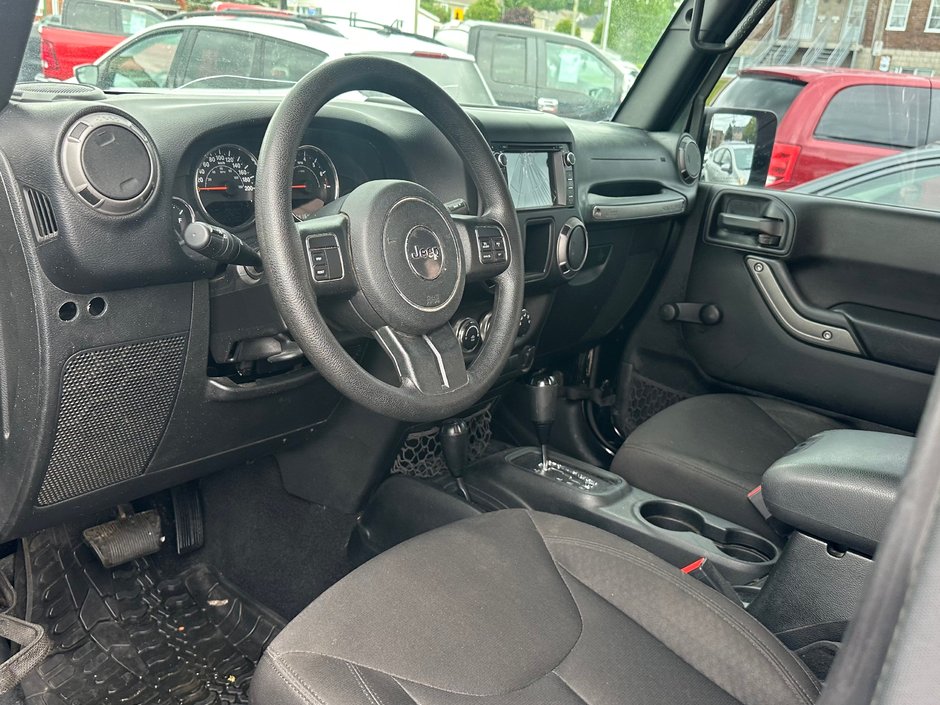 Jeep Wrangler Sport 2017-15