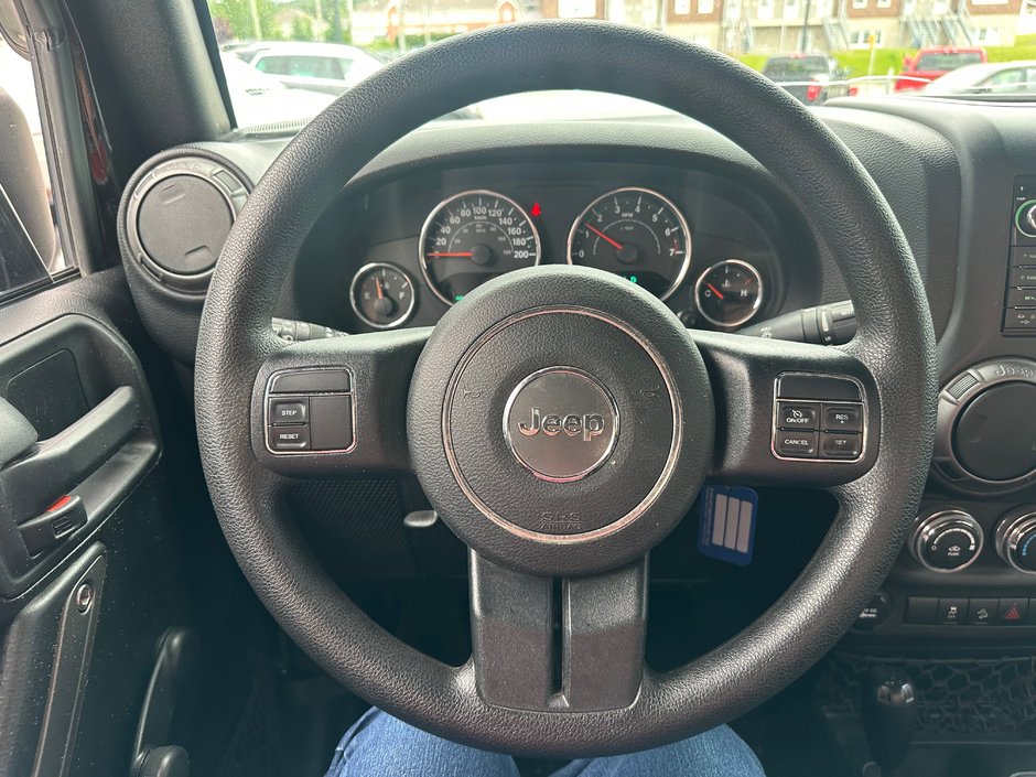 Jeep Wrangler Sport 2017-9