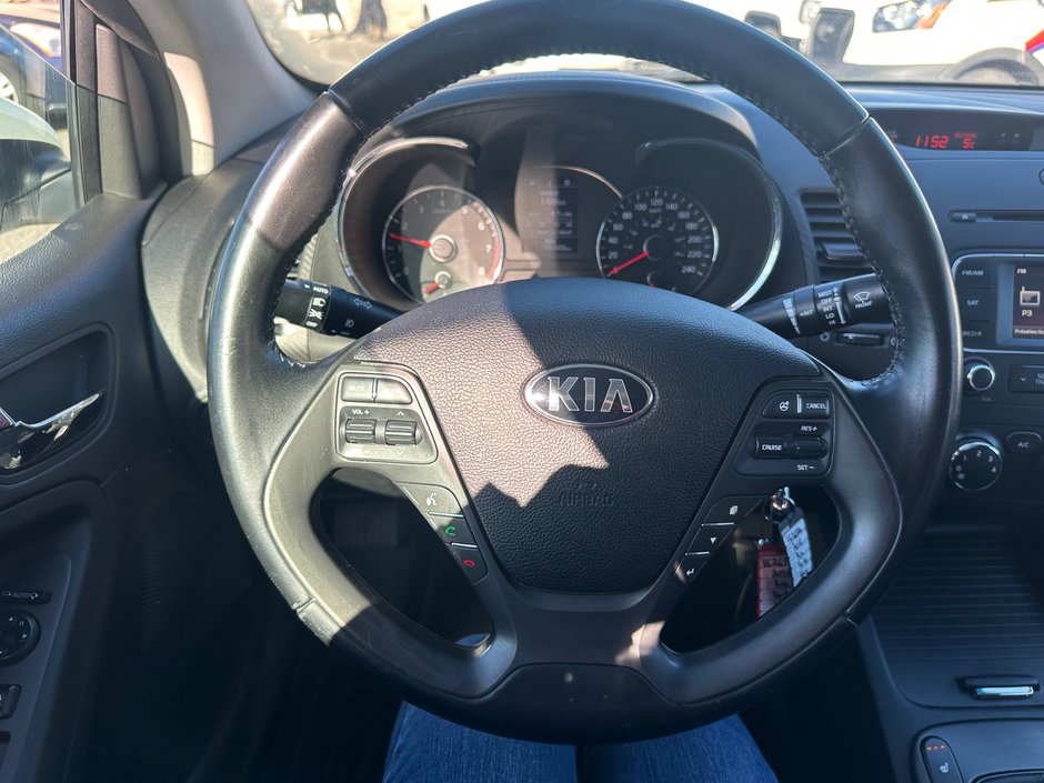 Kia Forte Koup EX 2016-9