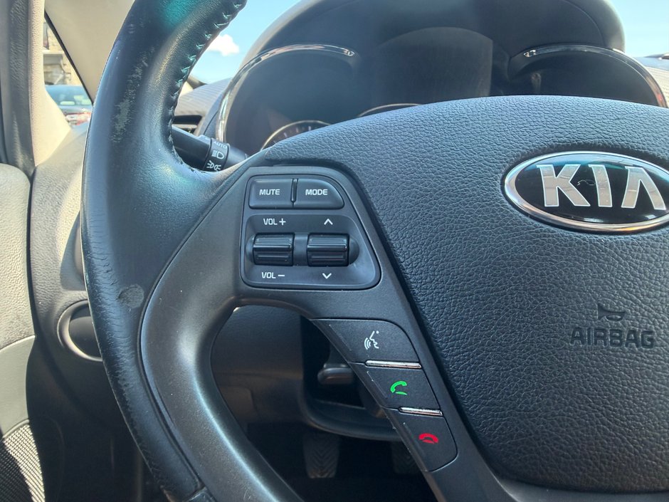2015 Kia Forte EX-13
