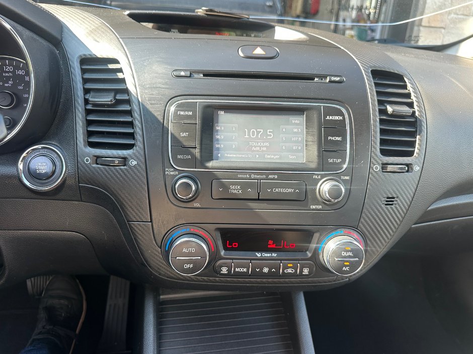 2016 Kia Forte EX-14