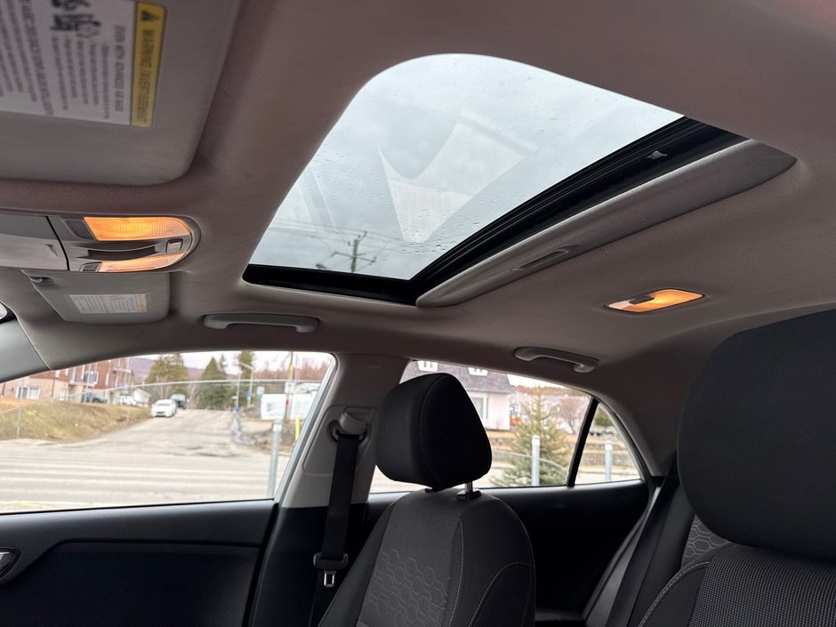 Kia Rio 5-door EX 2020-14