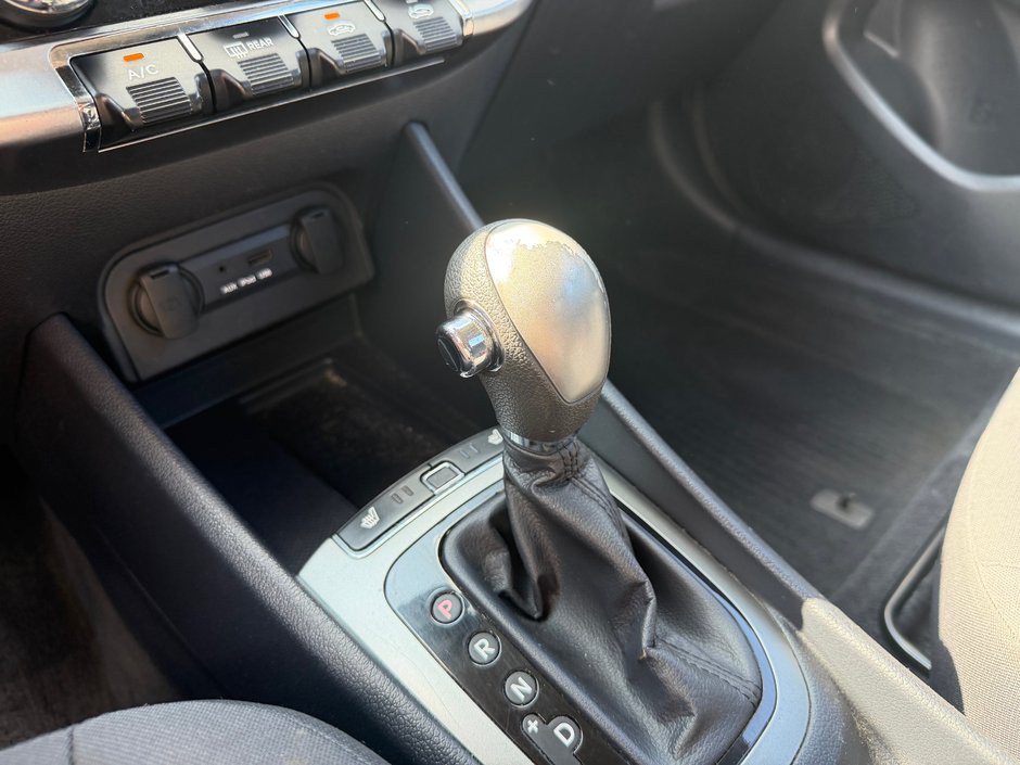 Kia Rio LX 2012-14