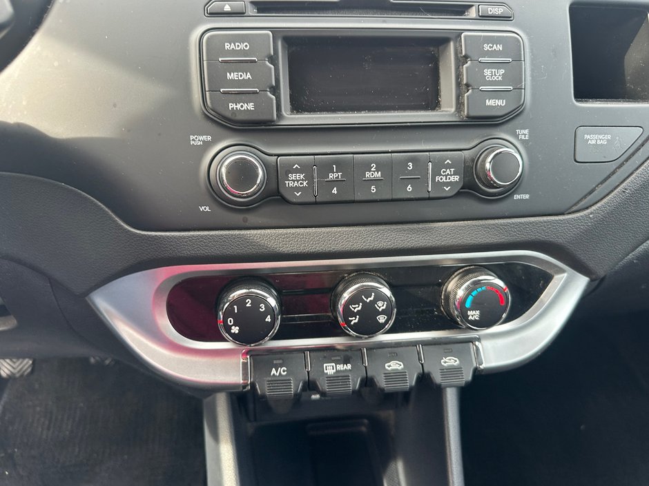 2014 Kia Rio LX-23