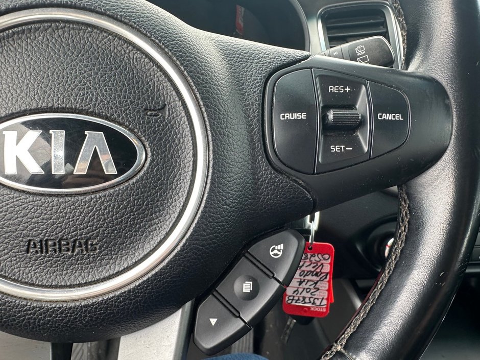 Kia Rondo LX 2014-11