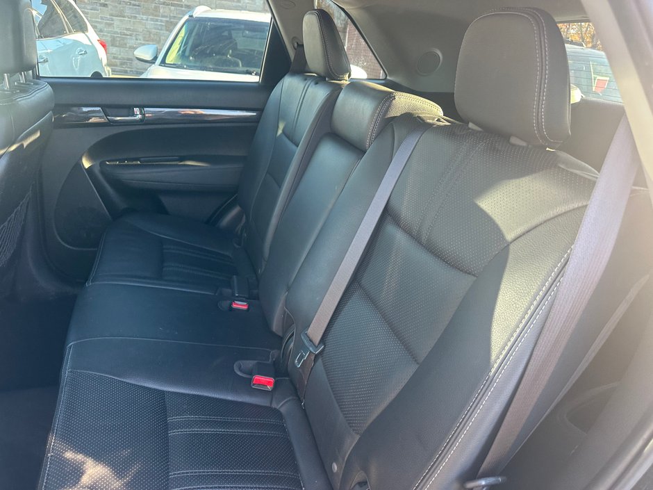 Kia Sorento EX AWD 2012-5