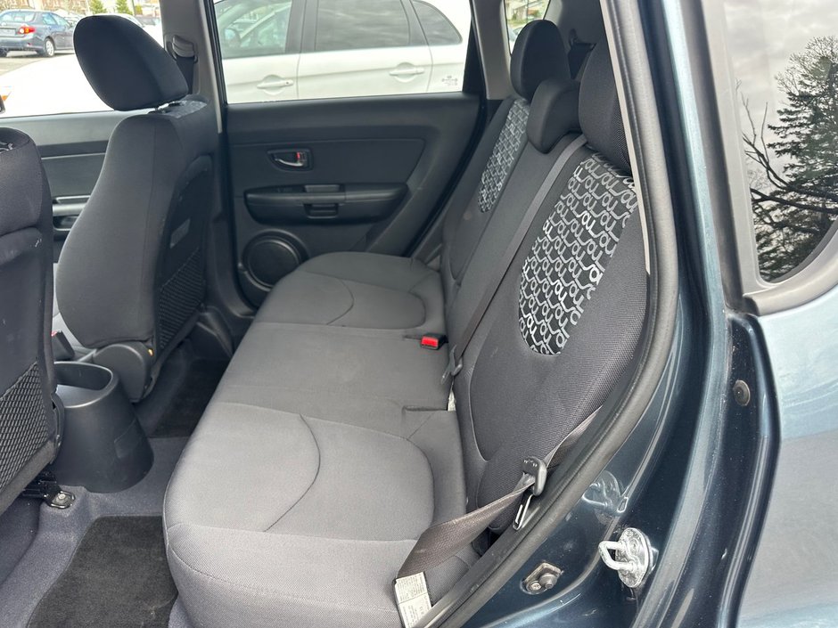 Kia Soul LX 2011-6