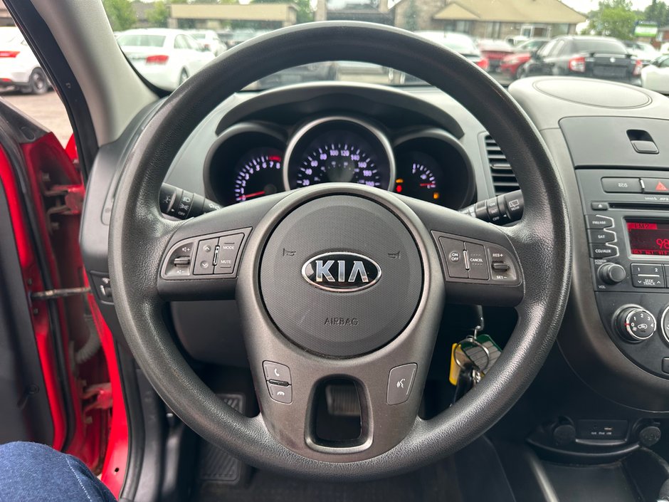 2013 Kia Soul LX-8