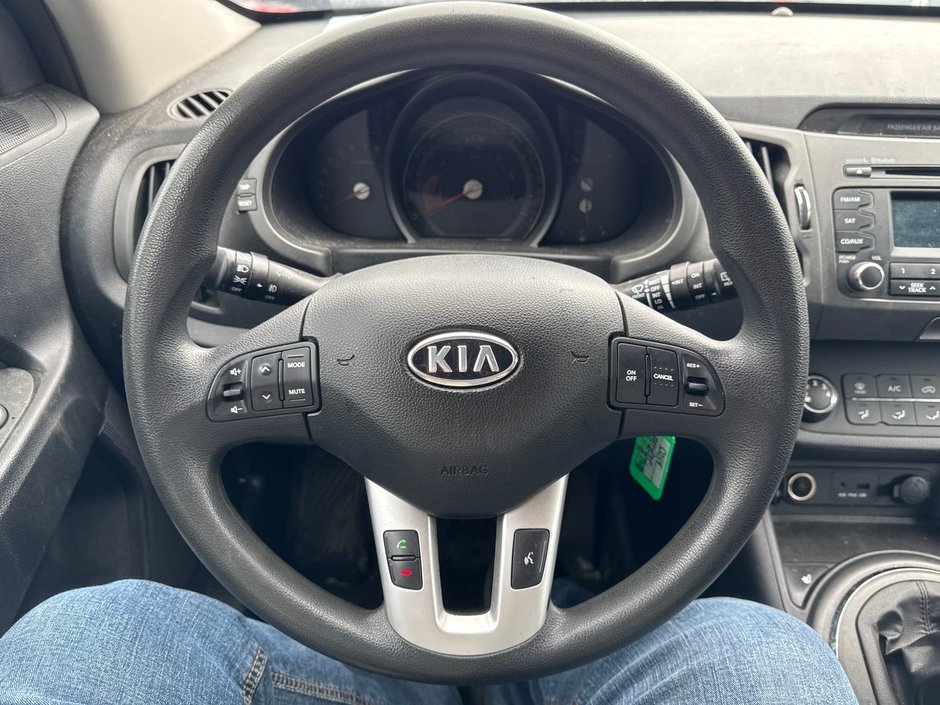 Kia Sportage LX 2012-9