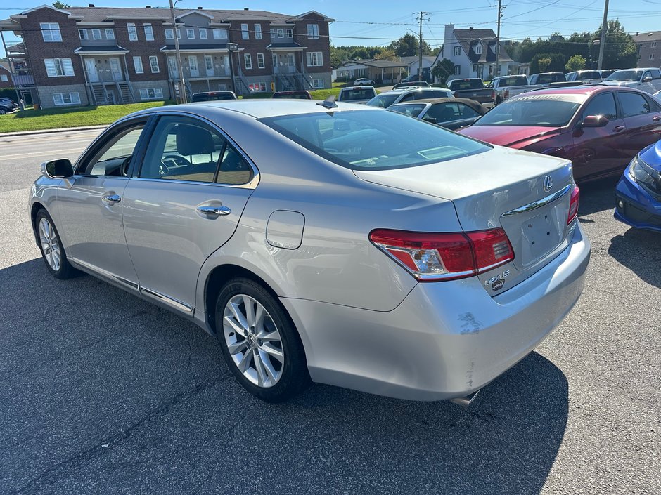 Lexus ES 350  2010-2