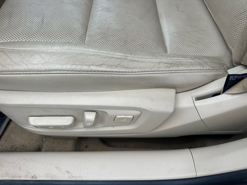 Lexus ES 350  2013-9