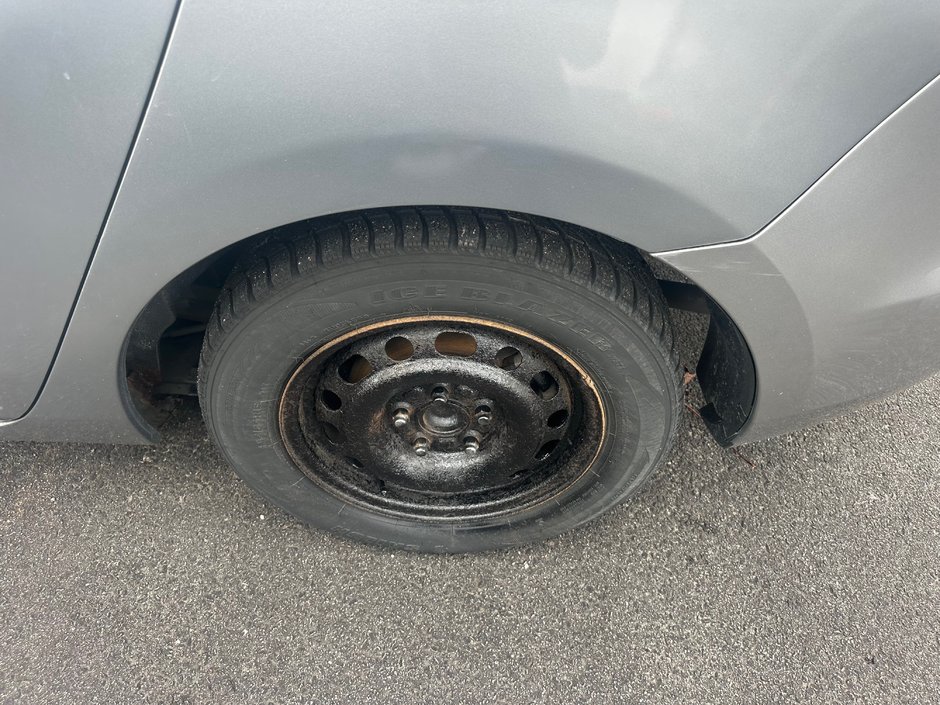 Mazda 3  2010-11