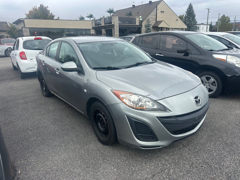 Mazda 3  2010-0