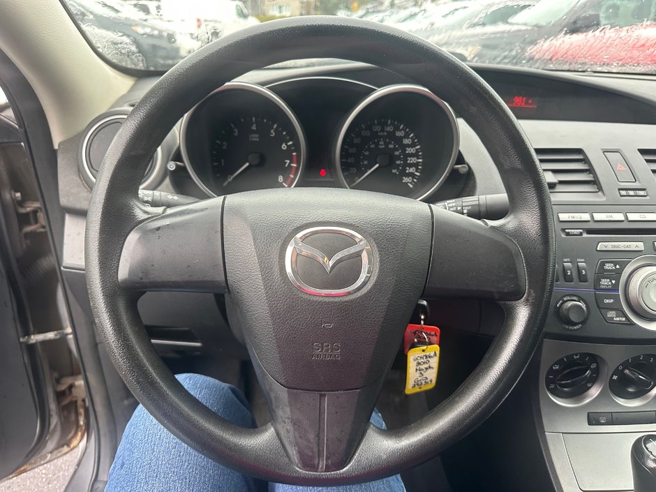 Mazda 3  2010-6