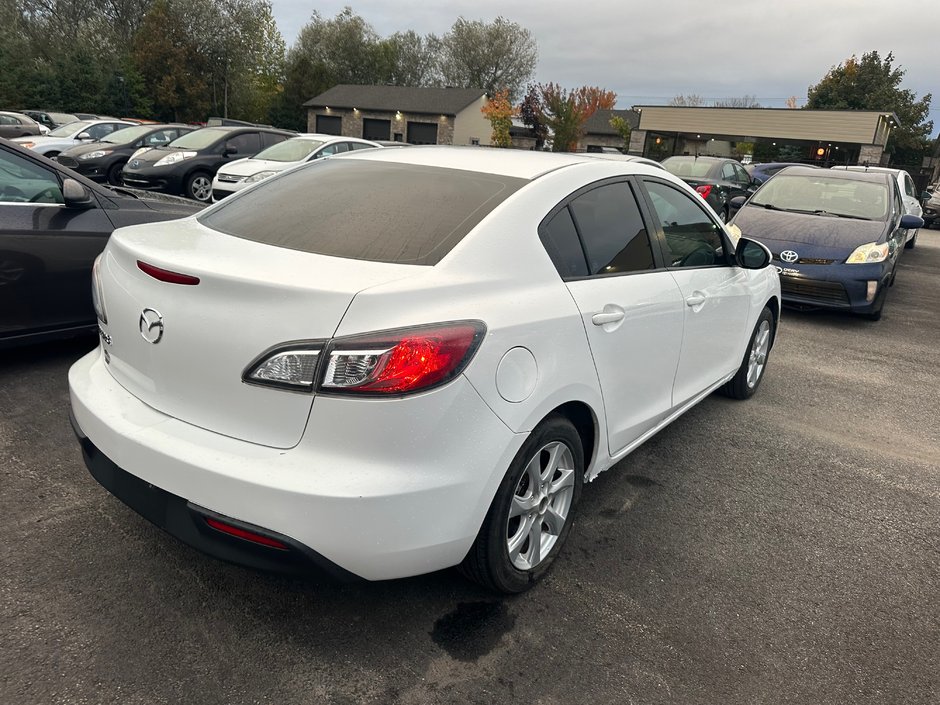 Mazda 3 GS 2011-3