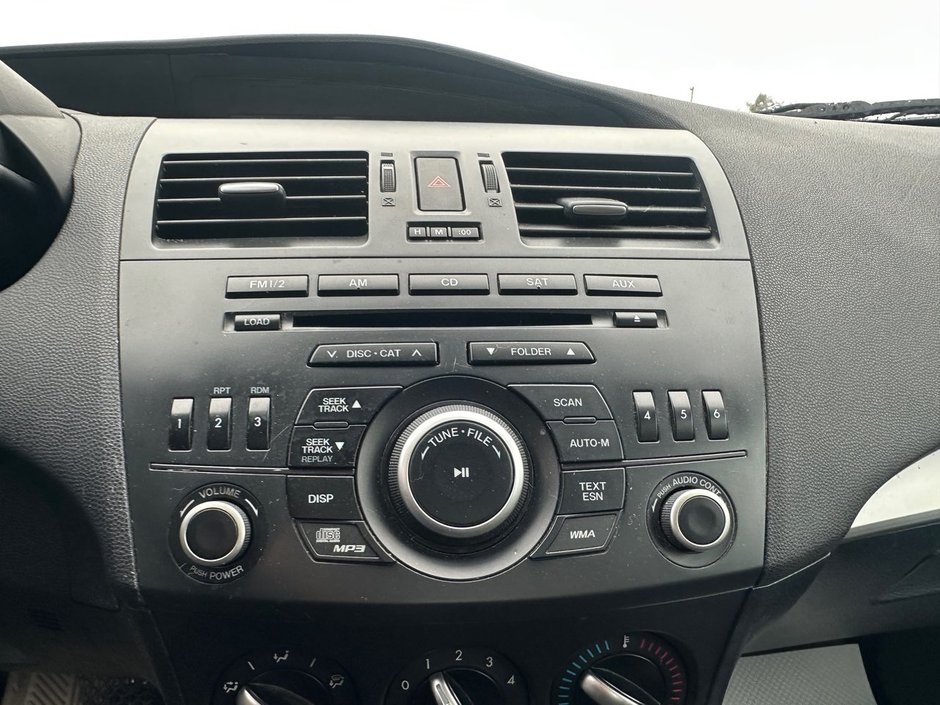 2012 Mazda 3 GX-10