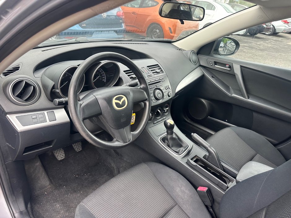 Mazda 3 GX 2012-5