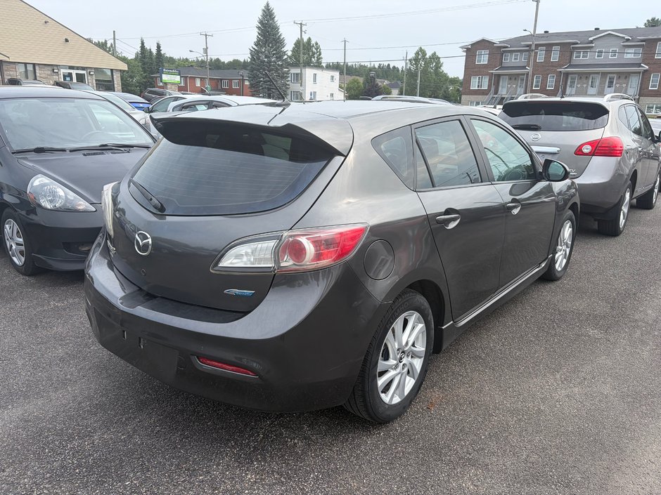 Mazda 3 GS-SKY 2013-2
