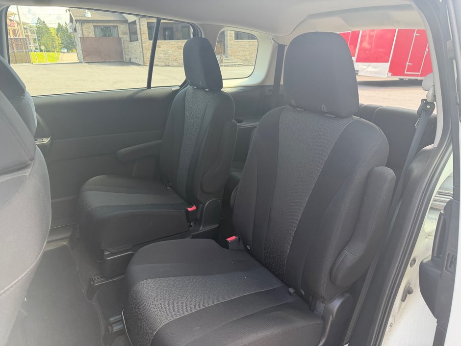Mazda 5 GS 2012-7