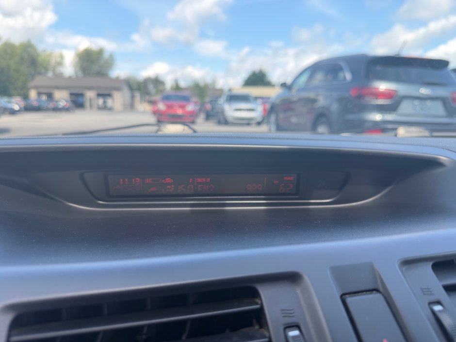 Mazda 5 GS 2012-11