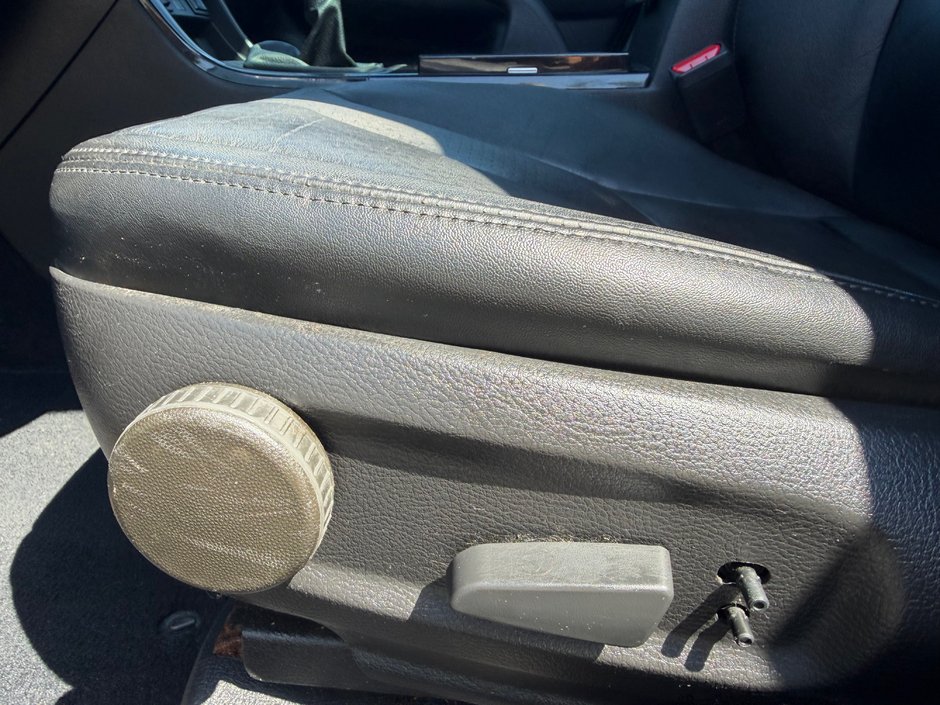 Mazda 6  2011-10
