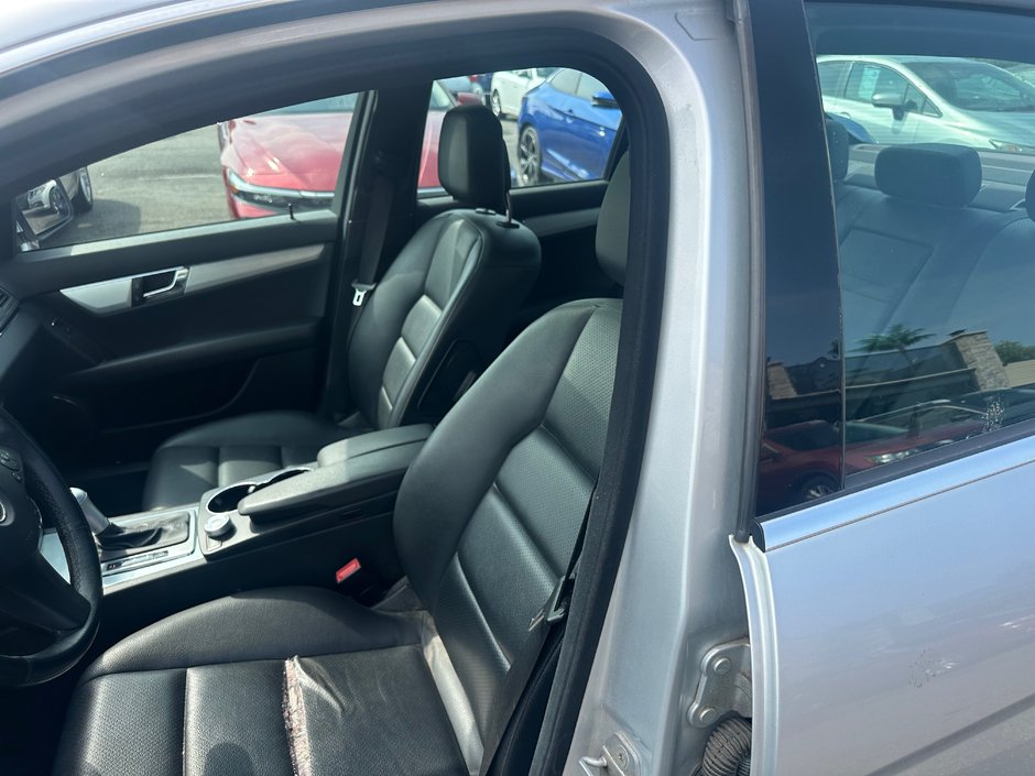 Mercedes-Benz C-Class 2.5L 2009-6