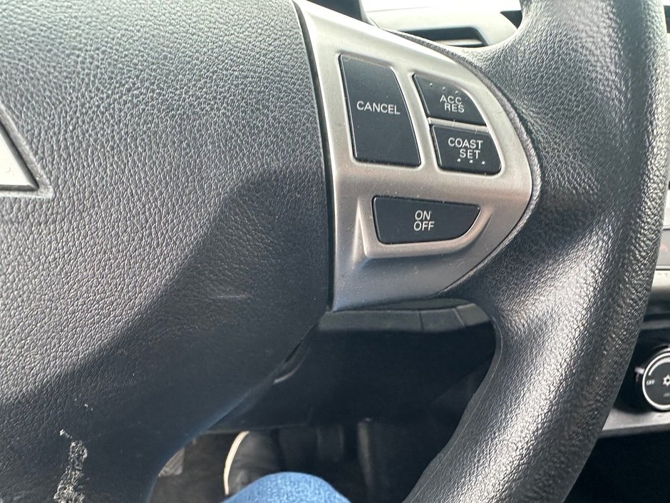 Mitsubishi Lancer SE 2012-11