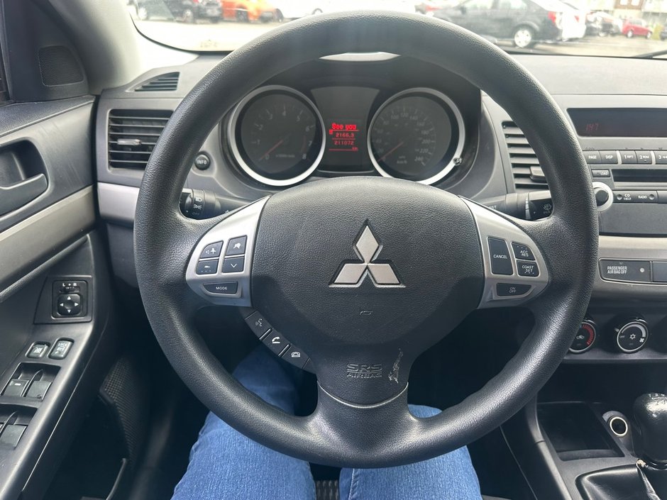 Mitsubishi Lancer SE 2012-9