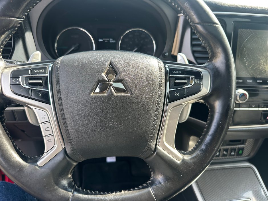 2020 Mitsubishi Outlander PHEV AWD-14