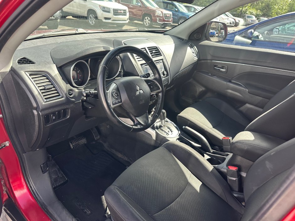 Mitsubishi RVR  2014-8