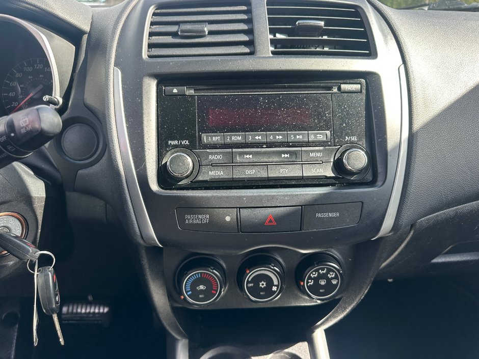Mitsubishi RVR  2014-14
