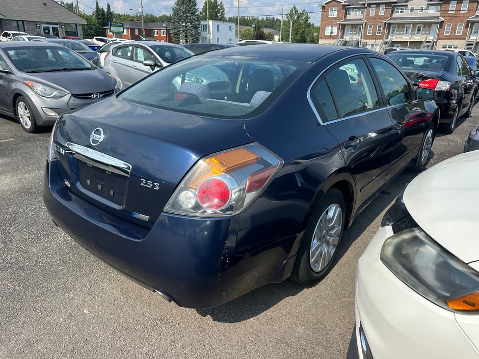 2010 Nissan Altima 2,5 S-3