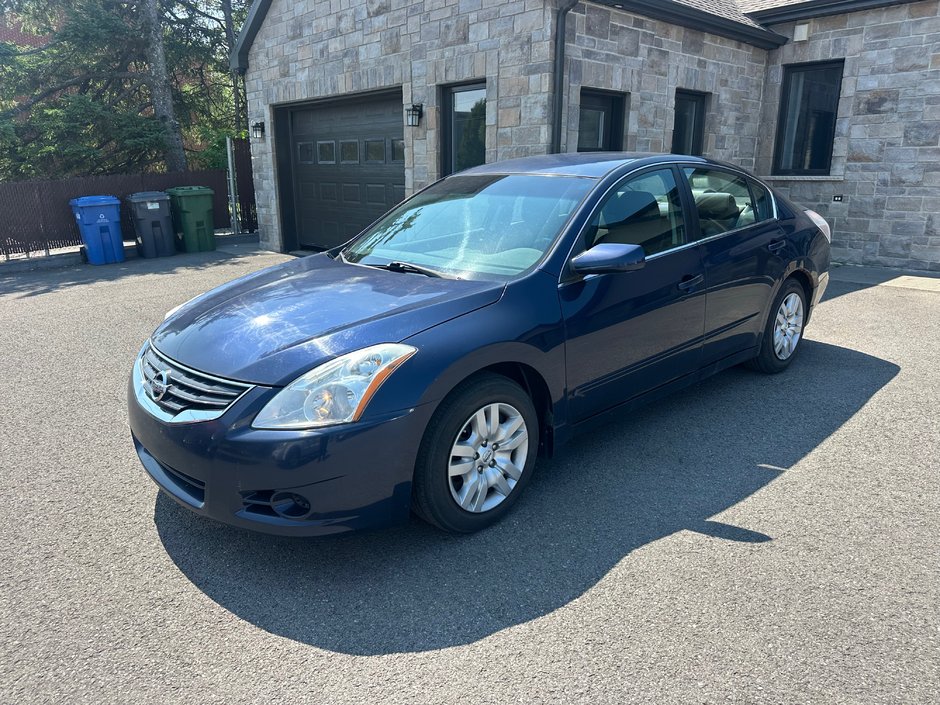Nissan Altima 2,5 S 2010-1
