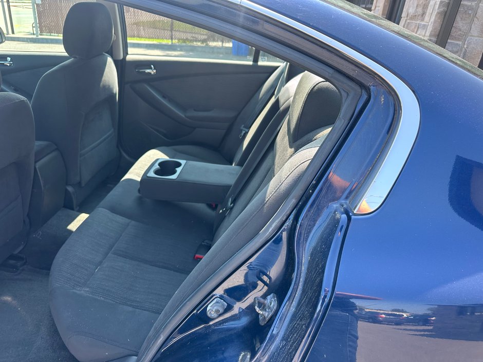 Nissan Altima 2,5 S 2010-4
