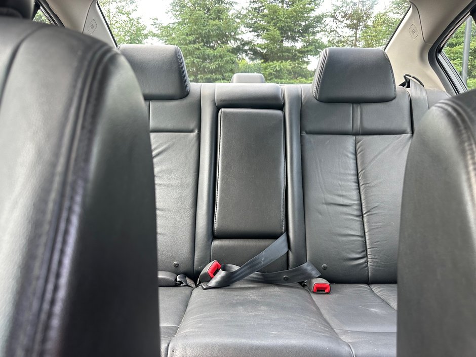 2011 Nissan Altima 2,5 SL-13
