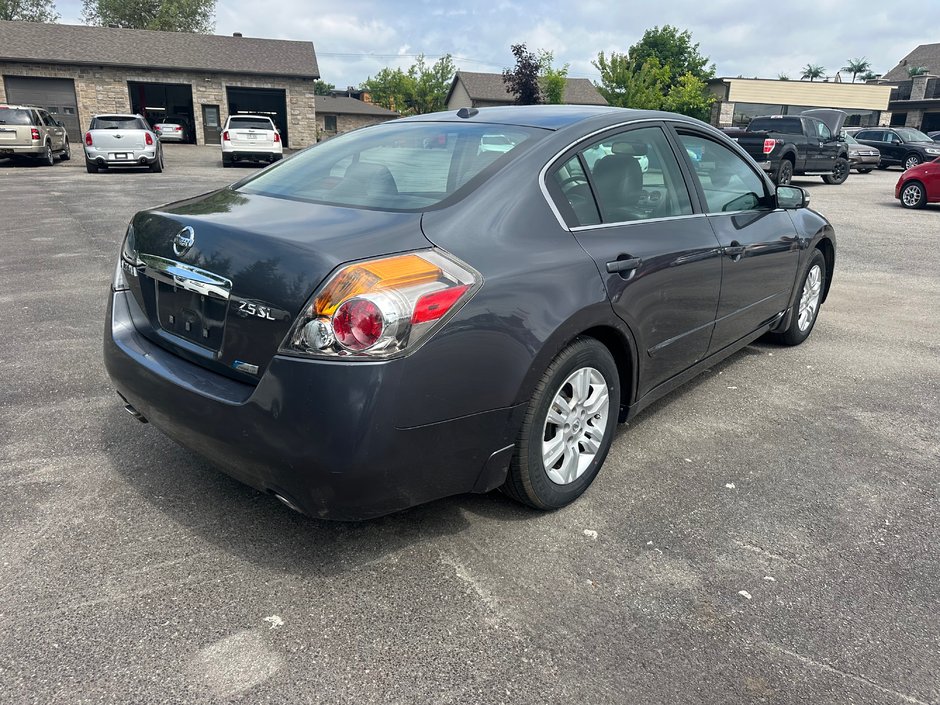 2011 Nissan Altima 2,5 SL-2