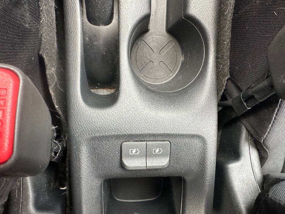 2018 Nissan Kicks-10