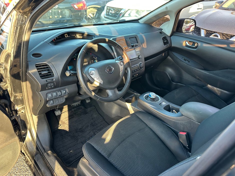2015 Nissan LEAF S-4