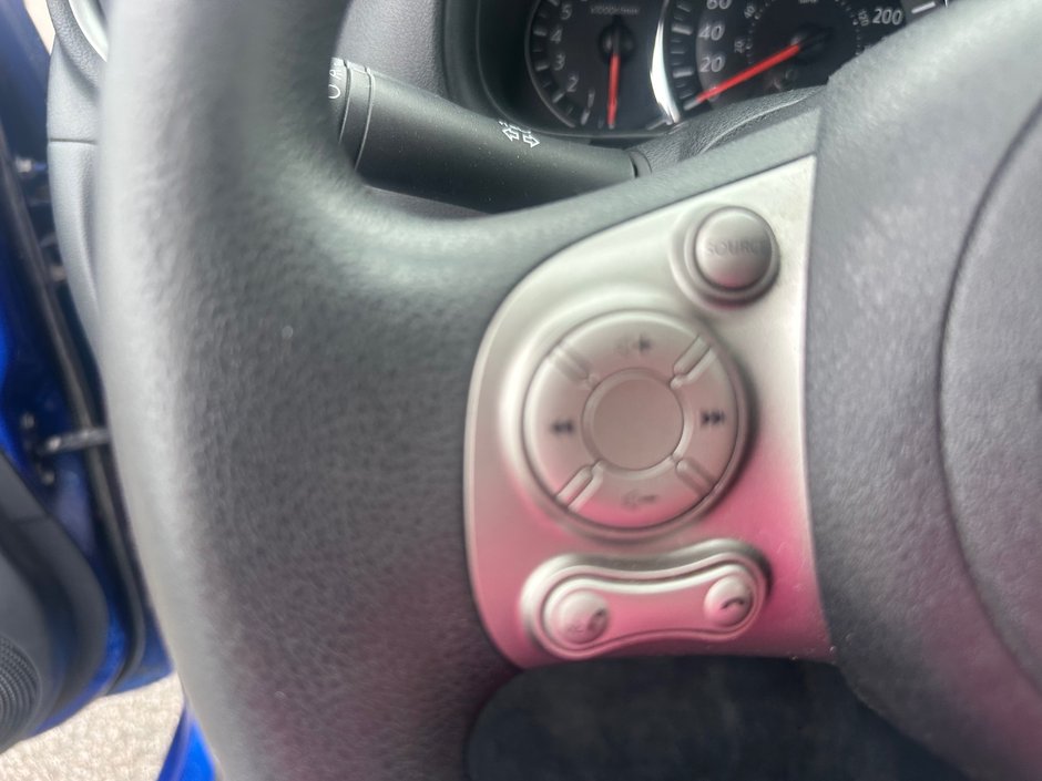Nissan Micra SV 2015-9