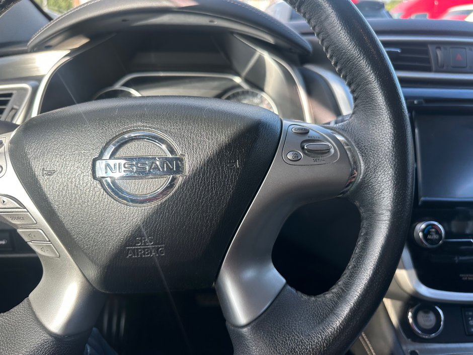 2017 Nissan Murano SV AWD-11