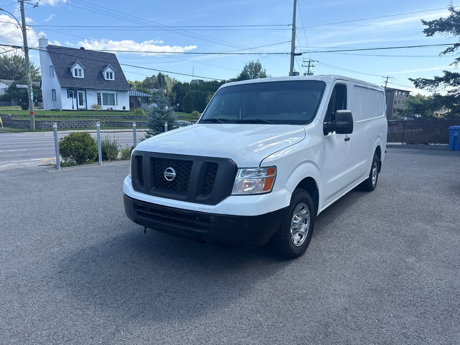 Nissan NV  2012-1