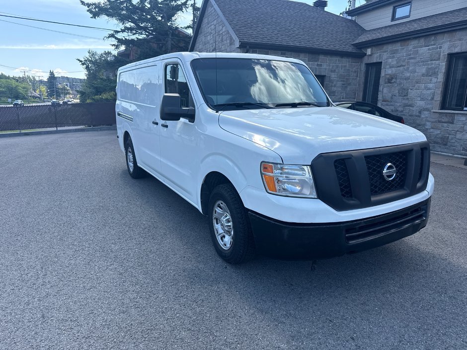 Nissan NV  2012-0