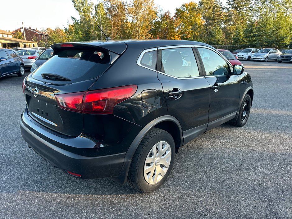 2017 Nissan Qashqai-2