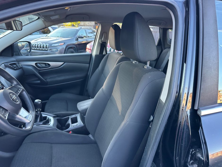 2017 Nissan Qashqai-5