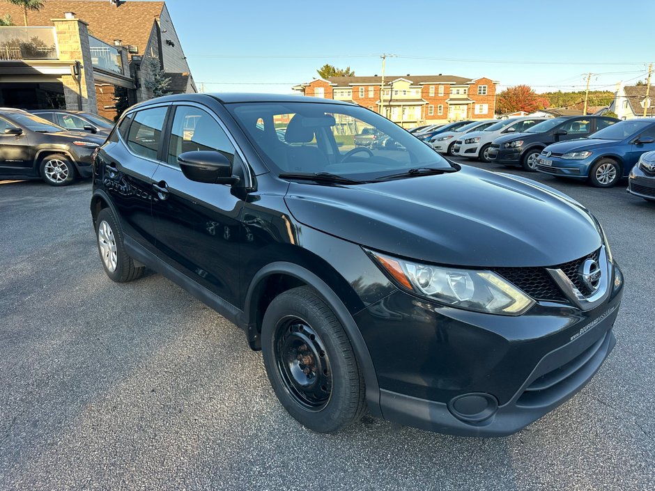 2017 Nissan Qashqai-0
