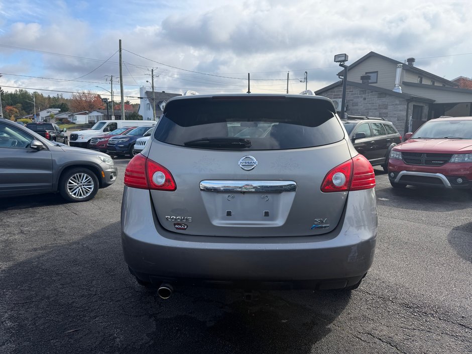 2011 Nissan Rogue SV-4