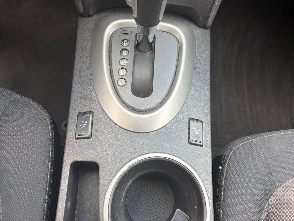 2011 Nissan Rogue SV-12