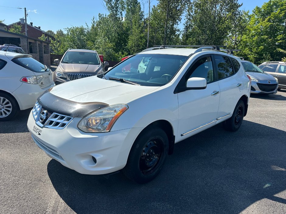 Nissan Rogue SV 2012-1