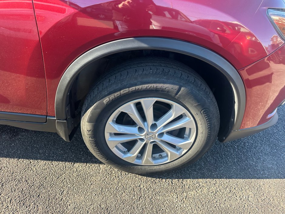 Nissan Rogue SV AWD 2014-5